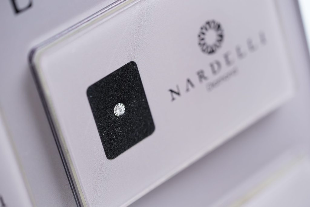 Diamante in blister Nardelli DN003VS
