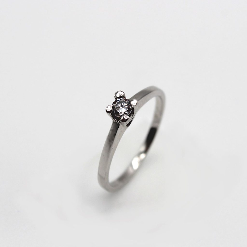 Anello Solitario in Argento 925