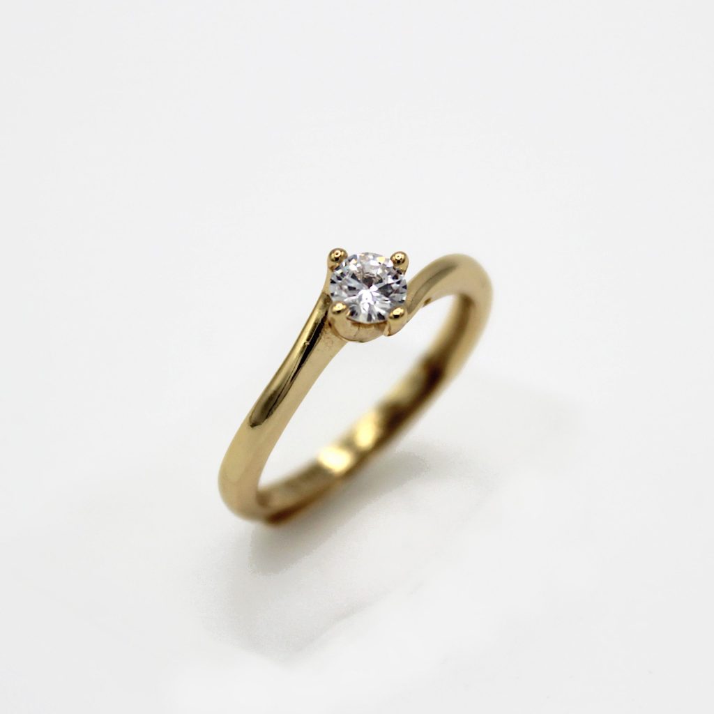 Anello Solitario Valentino in Argento 925